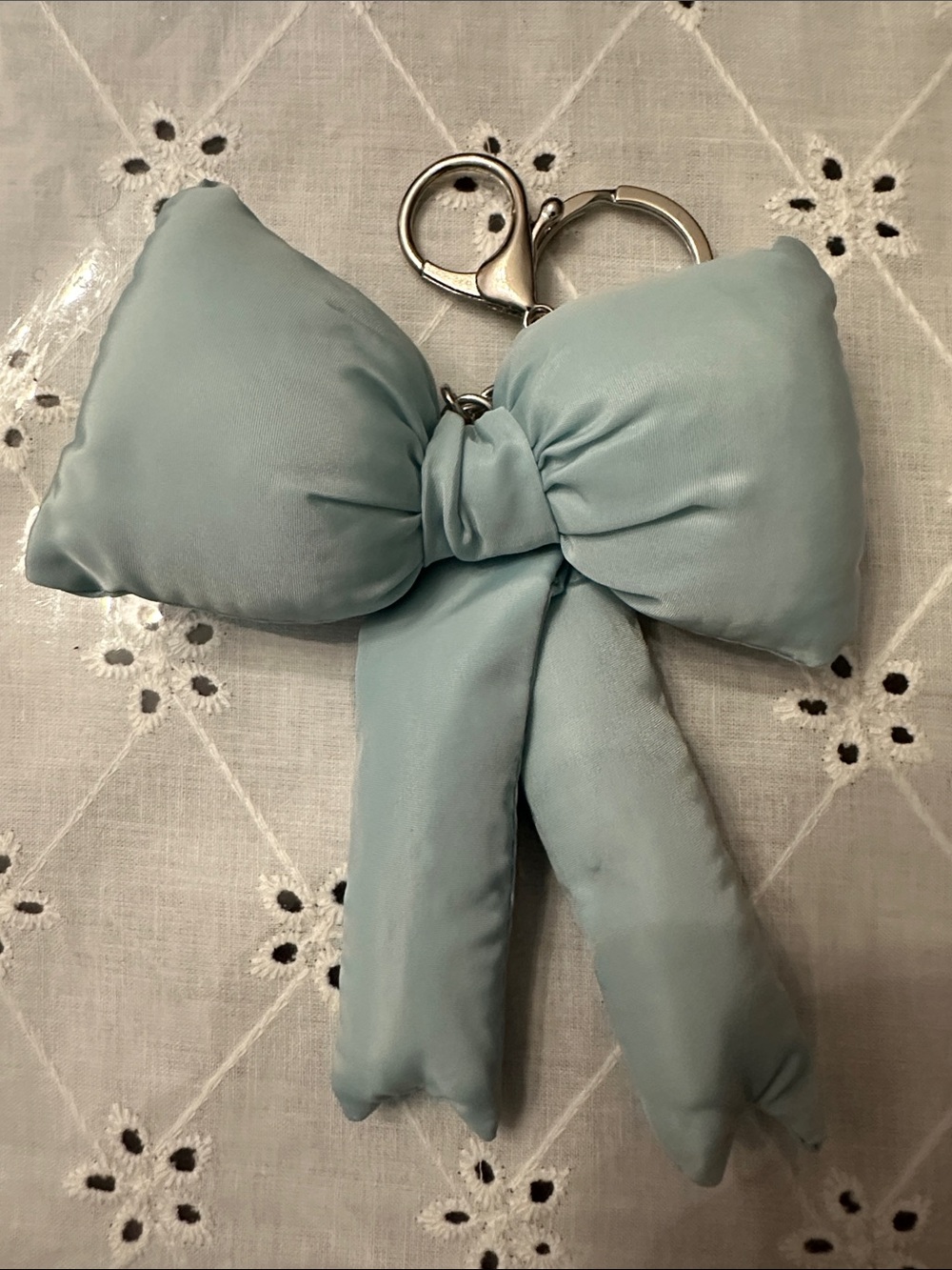 Light Blue Bow Keychain new with tags